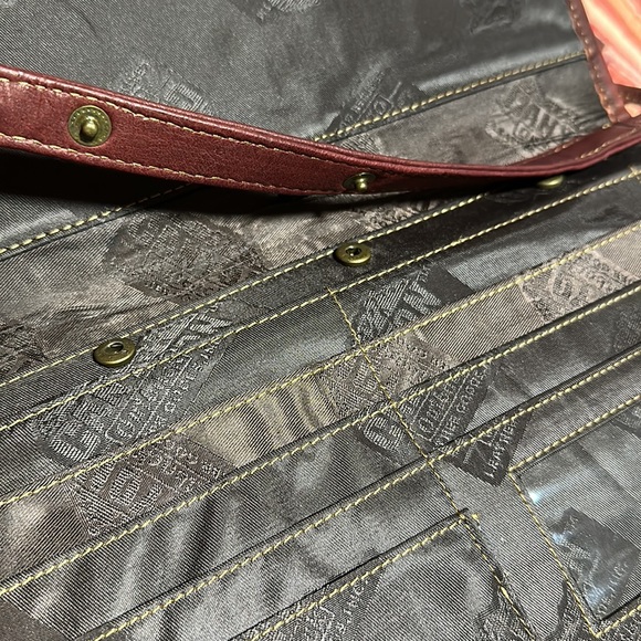 Virginia Tech ๐งก HOKIES โฅ๏ธ purse with removable strap - Picture 8 of 17